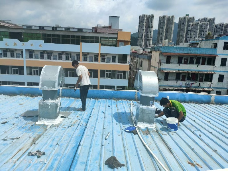 驻马店钢结构屋面涂料维修方法